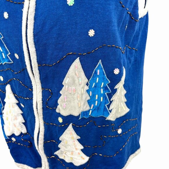 MERCER STREET STUDIO BLUE & WHITE CHRISTMAS HOLIDAY SWEATER VEST SNOWFLAKES TREE - Picture 2 of 5